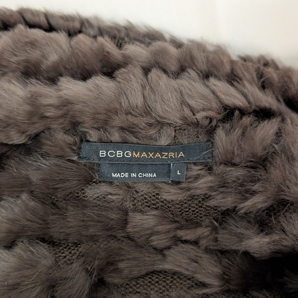 BCBGMaxAzria Textured Brown Off-Shoulder Sweater - Picture 5 of 8